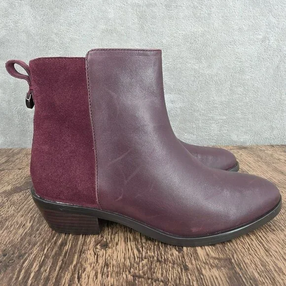 Coach Carmen Booties 6 Wine Red Suede Leather 2 Tone Designer Ankle Zip Classic